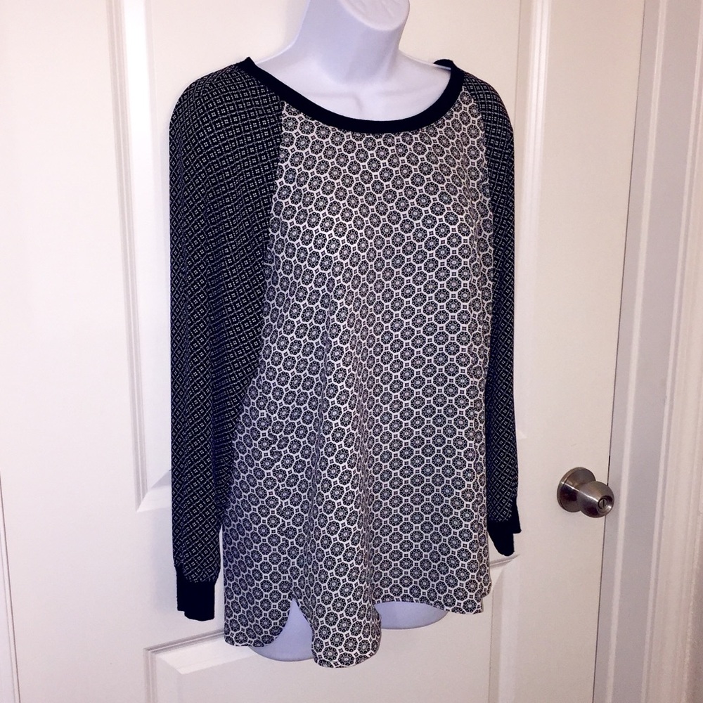 Ann Taylor LOFT Print Baseball Tee Top
